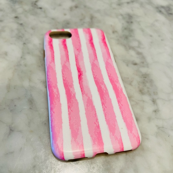 FREE 🆓 with Any Two Purchases - iPhone SE phone case - Picture 2 of 3